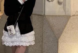 HuaYang花漾 – 一起欣赏尤妮丝Egg女仆写真集：分享甜美与俏皮的奇妙组合.txt