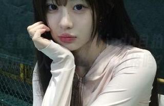 IMiss爱蜜社 – LindaLinda自拍写真合集：真的有人喜欢这样的风格吗？.txt