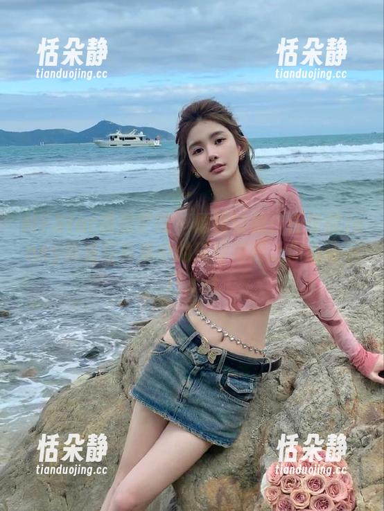 MFStar模范学院 - 原图特辑：任莹樱Jenny泳装写真集中的璀璨瞬间让你心动不已.txt