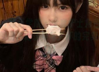 MFStar模范学院 – 全套护士角色扮演：何嘉颖的图片记录美与关怀的完美融合！.txt