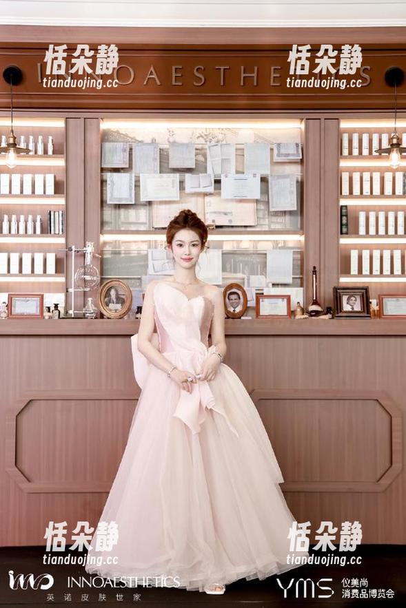 MiStar魅妍社 - 糯美子Mini校服写真分享：捕捉那些纯真的校园瞬间.txt