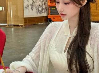 MyGirl美媛馆 – 不可错过的唐琪儿il美脚精选套图，点燃你心中的潮流激情.txt