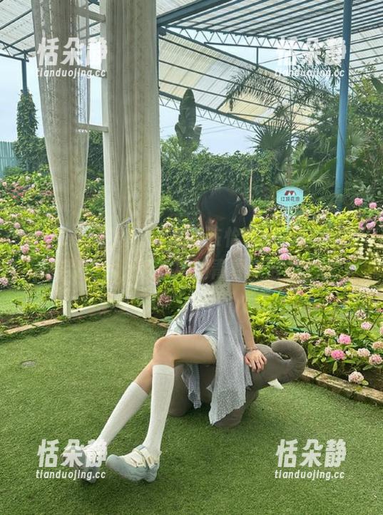 MyGirl美媛馆 - 精选陈怡曼coco美足的极致图片，感受她的青春与活力.txt