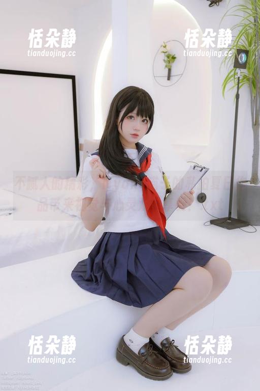 Nyako喵子 不腻人的精彩,Nyako喵子的私拍夏日作品带来视觉与心灵双重享受!.txt