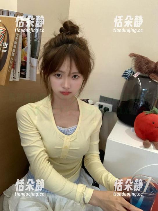 私拍里的细节：PuyPuyChanBBDubai合集，欣赏不一样的风貌！.txt