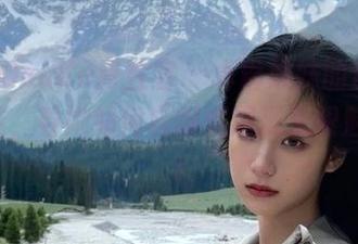 QingDouKe青豆客 – 卓琳妹妹的白裙美图精选，看她如何自嘲式展现无限魅力.txt