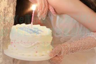 QingDouKe青豆客 – 随萌琪琪Lrene进入修女的神秘世界，精彩套图等你下载！.txt