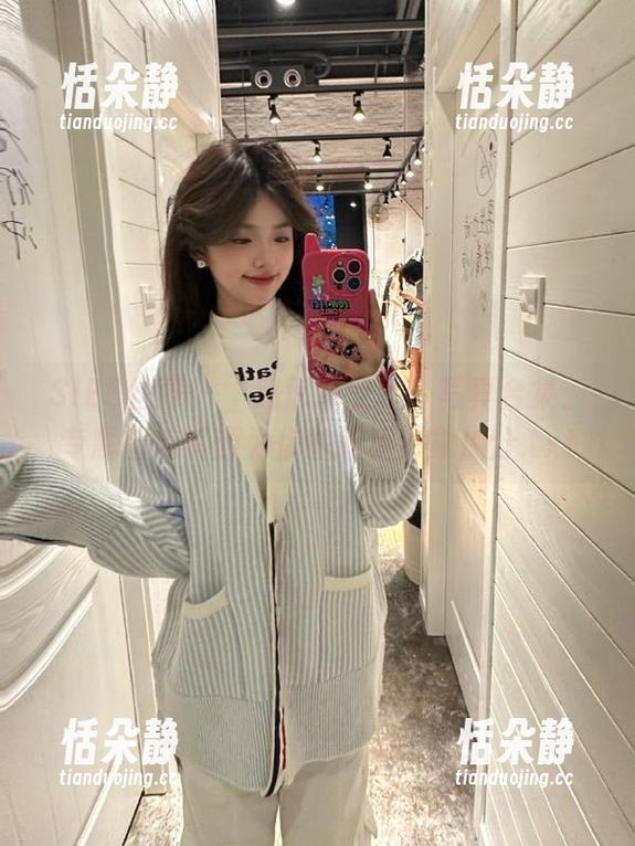 SIEE丝意-悠悠 SIEE丝意 - “悠悠职业装”写真合集:专属图库资源为你的职场形象加分.txt