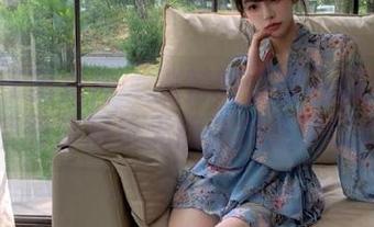SLADY猎女神 – 独特的怡萱礼服风格：高清图库展示无限的创意灵感.txt