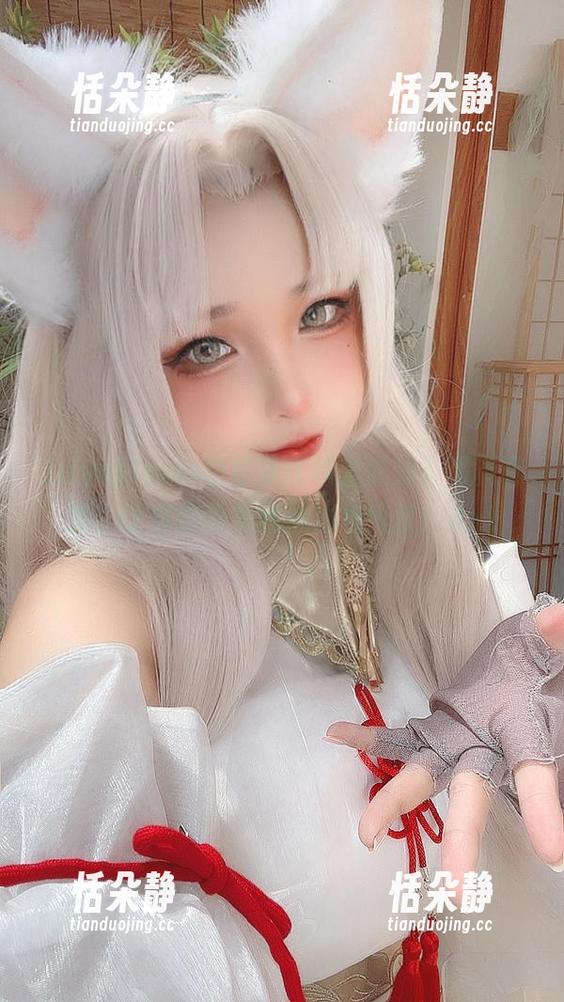SayoMomo的拉菲（碧蓝航线）写真套图，让你感受角色魅力与气质！.txt