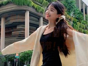 UGirls尤果网 – “奶茶Emily”以牛仔裤为主题的写真集，原图带你感受潮流的每一个细节！.txt