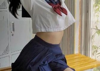 UGirls尤果网 – 王谨轩：浴缸写真作品带你领略生活的另一种美好.txt