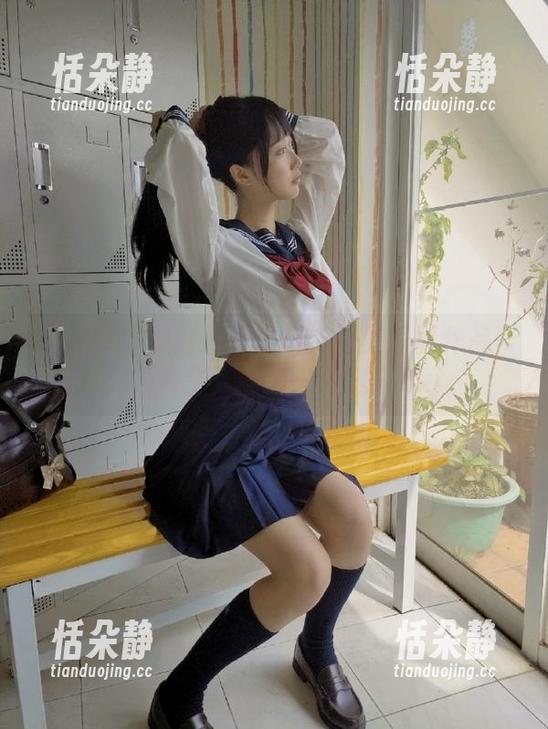 UGirls尤果网 - 王谨轩：浴缸写真作品带你领略生活的另一种美好.txt