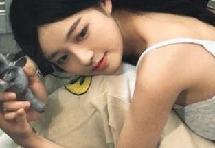 UGirls尤果网 – 筱慧户外照片大放送，免费下载让你拥有美图收藏！.txt