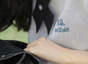 UGirls尤果网 – 绮里嘉毛衣作品集让你心动不已，满载可爱风格的资源！.txt