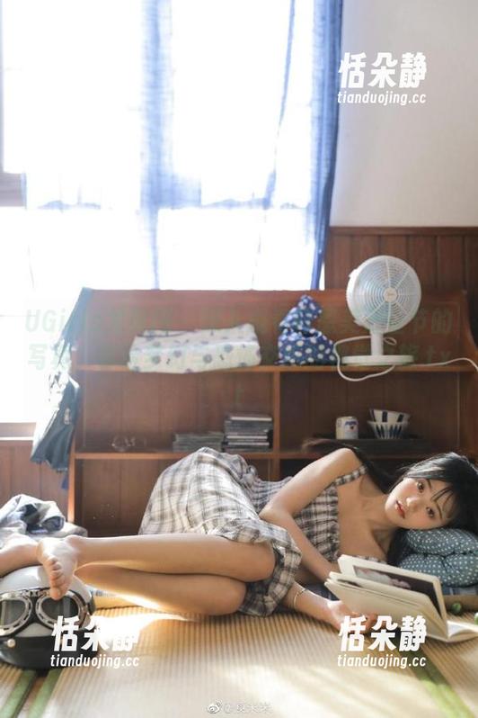 UGirls尤果网 - 深入观看韩恩美万圣节的写真，体验梦幻与恐怖交织的视觉之旅.txt