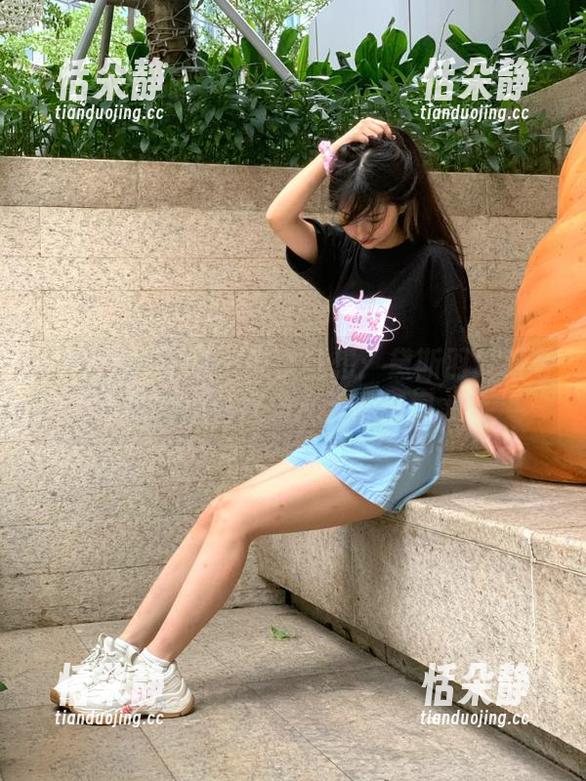 UGirls尤果网-黛斯羽 UGirls尤果网 - 教室狂想:黛斯羽最新写真集中那些打动心灵的瞬间.txt