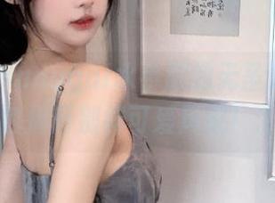 沉浸在Vinnegal水手服的无圣光氛围，图包揭开别样可爱风采！.txt