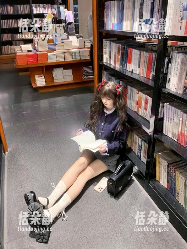 探索Vinnegal独特风格，获取“贝阿特丽切（海猫鸣泣）”的写真资源.txt