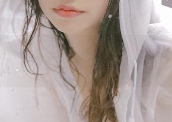 XINGYAN星颜社 – 一起欣赏Vily豆豆美腿图集，分享她的时尚与自信之美.txt