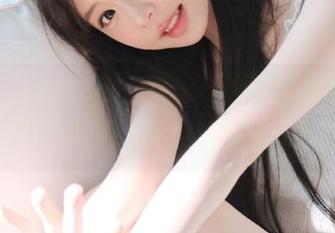 Xiuren秀人网 – Sibyl的私房美图之旅，棉袜带来的独特韵味与艺术感.txt