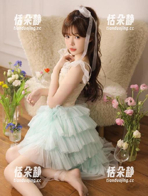 Xiuren秀人网 - 夏茉GIGI泳衣写真随拍，原图捕捉青春活力满满的瞬间！.txt