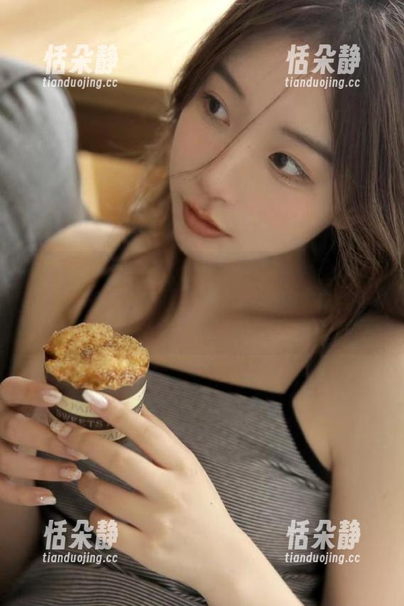 Xiuren秀人网-奈奈Fox Xiuren秀人网 - 奈奈Fox蕾丝系列图集免费分享,带你领略她的摄影艺术之美.txt