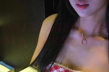 Xiuren秀人网 – 奶芙乔乔的泳池梦，性感合集更新，快来感受她的魅力！.txt