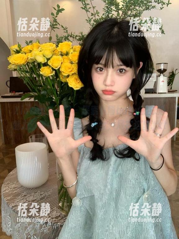 Xiuren秀人网 - 探索小雨baby的泳池魅力：时尚图库资源大全，尽在这里.txt