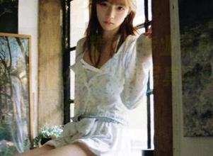 Xiuren秀人网 – 精致与专业兼具，亲密接触尤妮丝Egg全套秘书写真图包的每一细节！.txt
