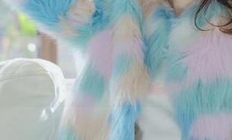 Xiuren秀人网 – 抖娘利世的夏天：图包精选带你感受热情与活力的碰撞.txt