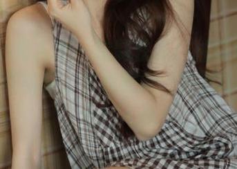 Xiuren秀人网 – 定制快乐！柚琪Rich的学妹写真图集，笑点满满，绝对让你乐翻天！.txt