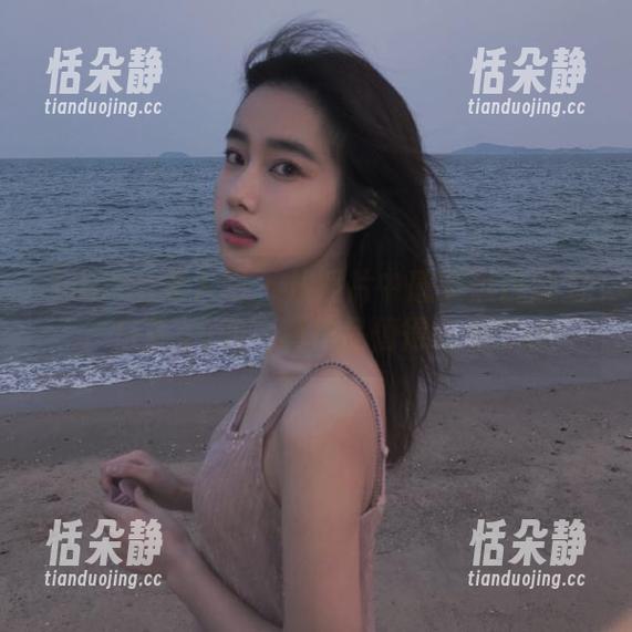 Xiuren秀人网 - 从照片中感受黑白魅力，白芷yy的写真作品值得收藏.txt