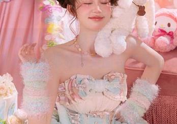 Xiuren秀人网 – 温柔写真精选：舌尖上的菊花ace带你领略美丽与性感的完美结合.txt