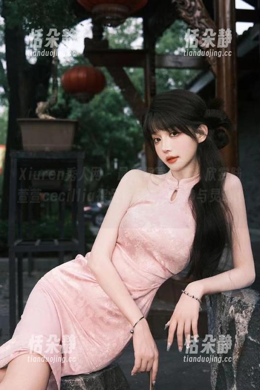Xiuren秀人网 - 最新视觉盛宴，欣赏陆萱萱cecillia裸足作品中的纯净与灵动.txt