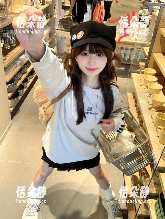 Xiuren秀人网 - 免费推荐！陈小喵的师生剧情写真作品，让你领略别样的校园故事。.txt