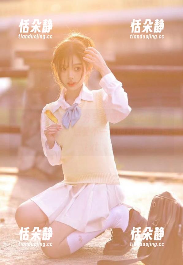 YouWu尤物馆 - 分享陆萱萱Cecilia的高清制服写真，感受不一样的校园清新风.txt