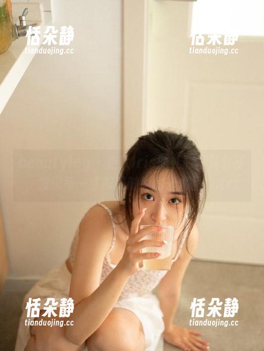 beautyleg - 走入Iris的礼服写真分享，发现每一寸都是时尚的艺术品！.txt
