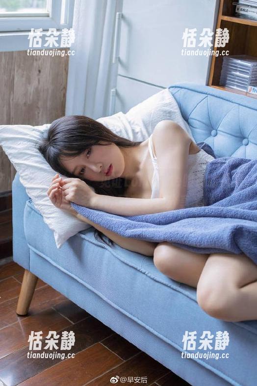 beautyleg-Lorraine beautyleg - 见证Lorraine眼镜的风采:丰富多彩的写真图包分享.txt