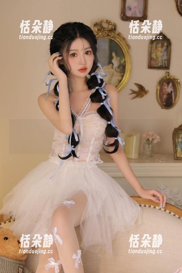 beautyleg-Lynn beautyleg - Lynn的无圣光纯白写作:写真合集中的优雅与力量.txt