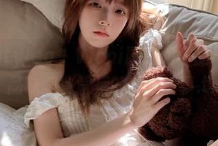 beautyleg – Vicni厨娘的作品与图库：品味美食背后的创作故事.txt