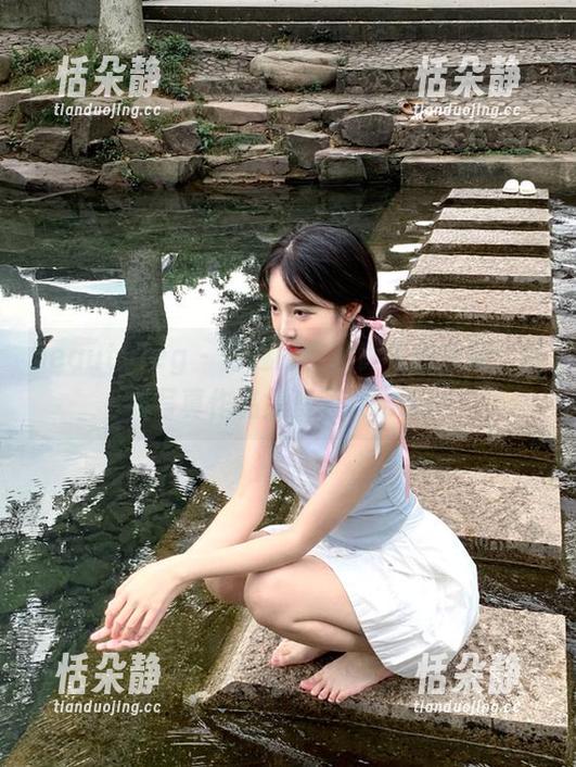 beautyleg - 穿越时空的黄苇萱短裙：经典写真作品集资源发布.txt