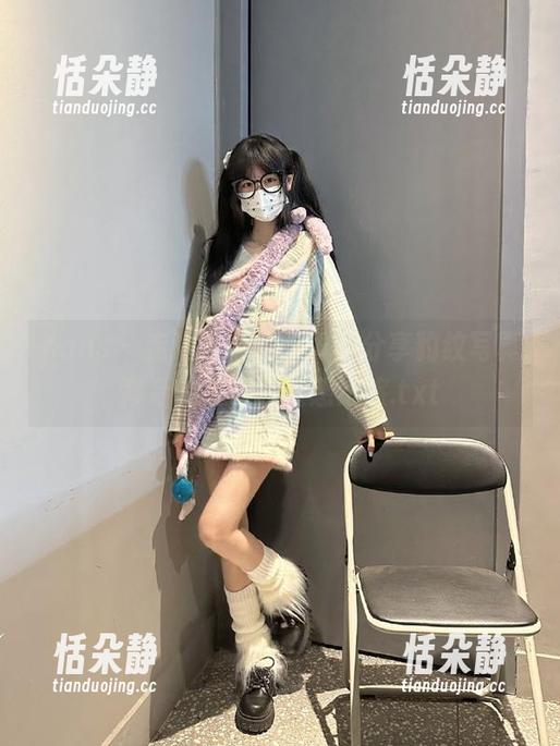 pans - 走进娃娃的世界，分享豹纹写真背后的故事与灵感之旅.txt