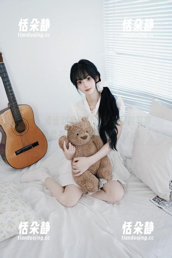 pans - 点击这里下载宁宁牛仔裤写真，网盘里有你想要的美丽！.txt