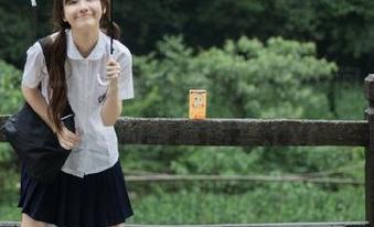 pans – 一览樱桃姐姐的灵动瞬间：独特想法的写真图集.txt