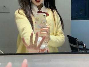 yui金鱼策划的洛天依花嫁写真图集，缔造视觉盛宴与情感交融.txt