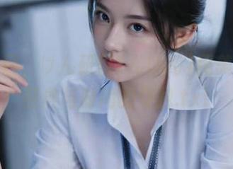 和服再现，けん研(けんけん)用美图诠释经典与时尚的交融.txt