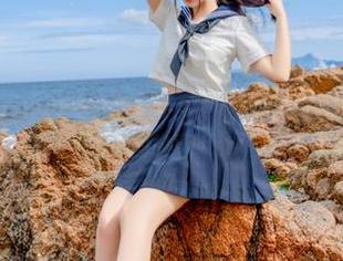 在サク(saku)Fantia2021年写真集中，寻找让人心动的高清原图故事.txt