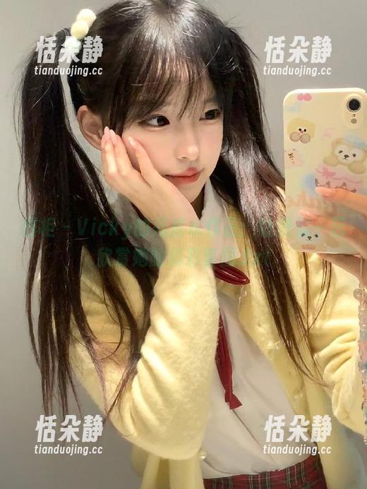 丽柜 - Vicky的死库水作品：让我们一起欣赏她的精彩套图.txt