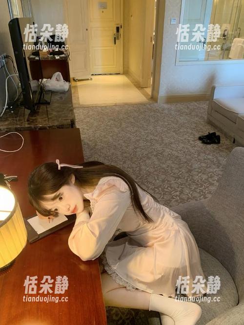 丽柜 - 发现尔尔天使的摄影作品，获取独特写真资源与灵感.txt